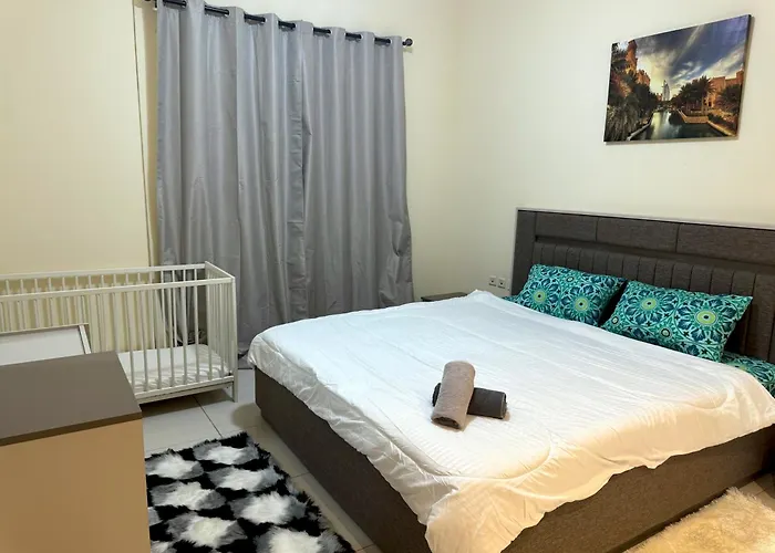 King Deluxe Rooms In A Shared Apartment With Shared Bathroom